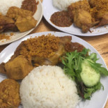 Ayam Penyet Ria