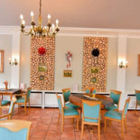 Dom Café