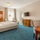 Annaberg Bad Dürkheim Halbersbacher. Privathotels Gmbh