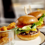 Mam-mam Burger
