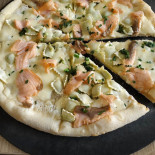 De Facto Mia Pizza A Emporter Sur Place En Livraison 7j7 Midi Soir