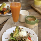 Peanut's Café