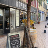 Les petits tabliers