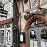 Die Dunkel