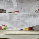 Il Baffo Holzofen Pizzeria
