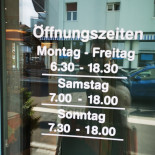 Steiner Beck Lachen