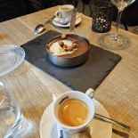 Côté Cour