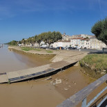 Les 4 Baigneurs Bourg Sur Gironde