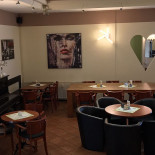 Bistro C'est La Vie