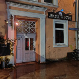 Jekyll Hyde