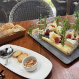 La Cave De Mougins