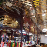 Le Bistrot Des Allees