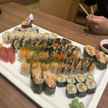 Viêt-thái Gia Bistro Sushi