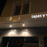 Amistad Tapas Y Vino