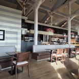Café Bäckerei Peters Hafenbahnhof Sassnitz