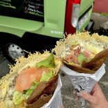 La Petite Suzette Food Truck