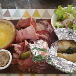 La Table De Saoussas