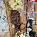 La Casa Grill-burger-pizza