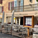 La Place De Mougins