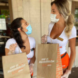 Hooters