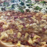 Johnny's Pizzeria