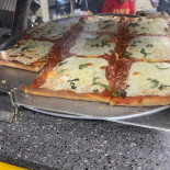 Lovey's Pizza Grill