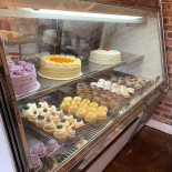Jennivee's Bakery