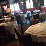 Hendrick's Tavern